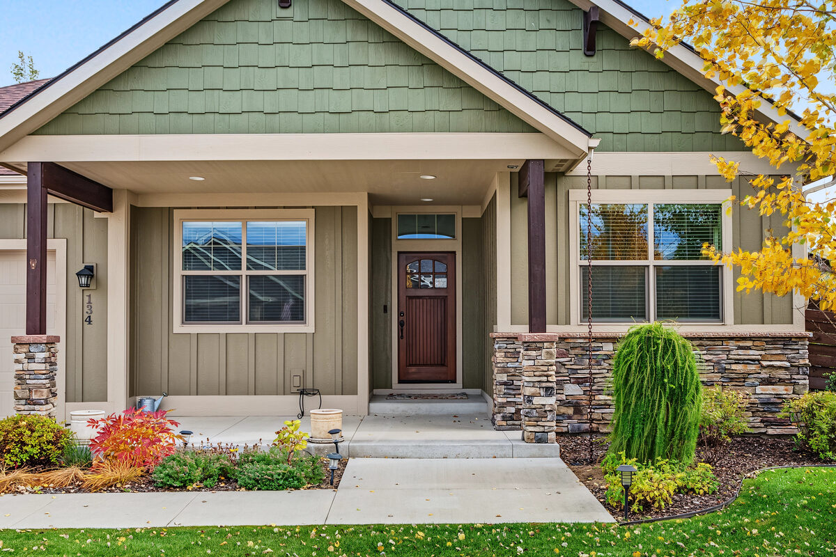 Front of 134 E Swift Creek Way in Silverbrook Estates, Kalispell, Montana